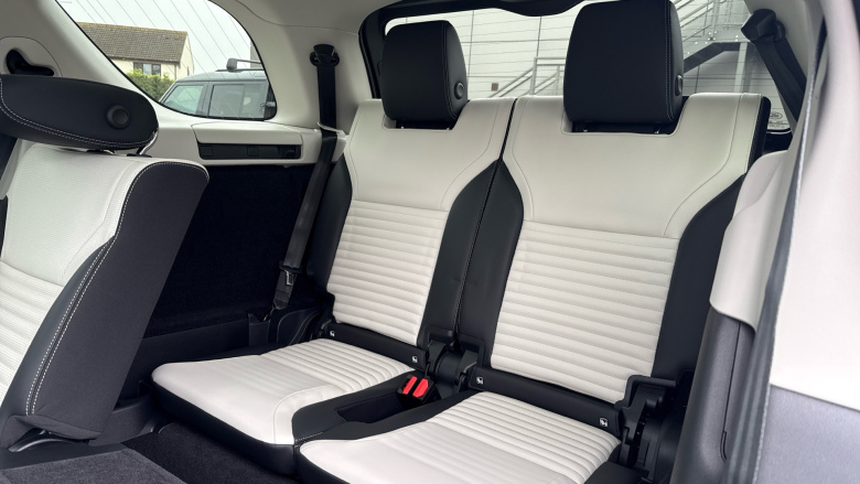 Land Rover Discovery 3.0 D350 Gemini 5dr Auto Diesel Station Wagon